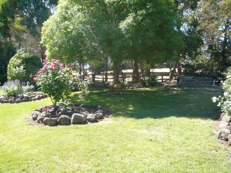 819 Settlement Road, Stoneleigh VIC 3373