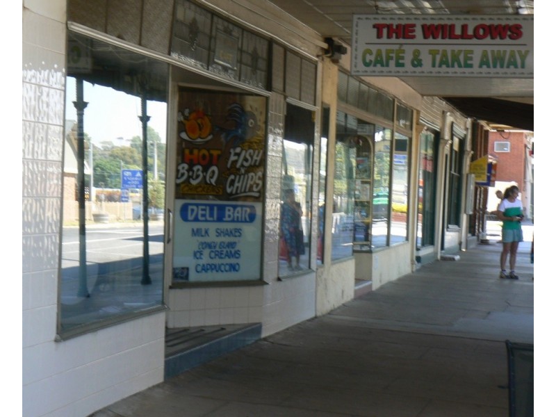 132 High Street, Avoca VIC 3467