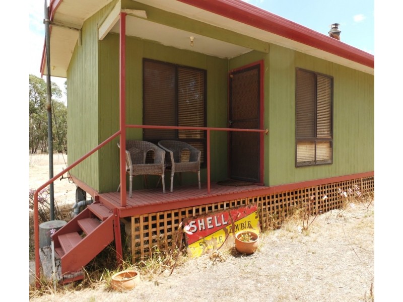 91 Greens Lane, Moonambel VIC 3478