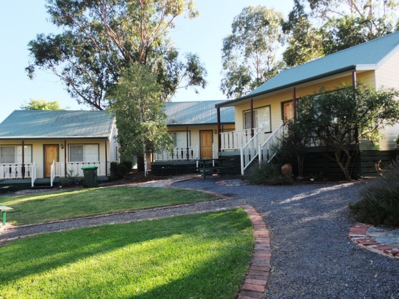 33 Napier Street, Avoca VIC 3467