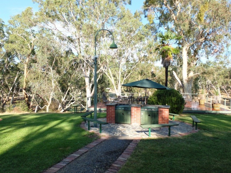 33 Napier Street, Avoca VIC 3467