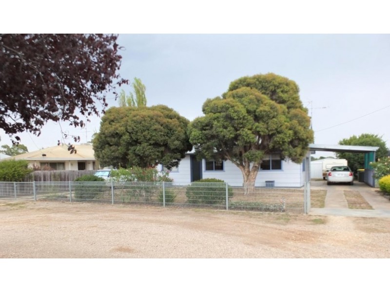 25 Homebush Rd, Avoca VIC 3467