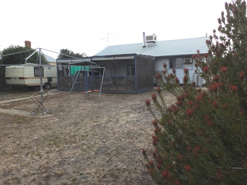 25 Homebush Rd, Avoca VIC 3467