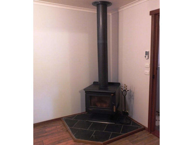 25 Homebush Rd, Avoca VIC 3467