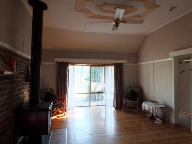 64 Dundas Street, Avoca VIC 3467