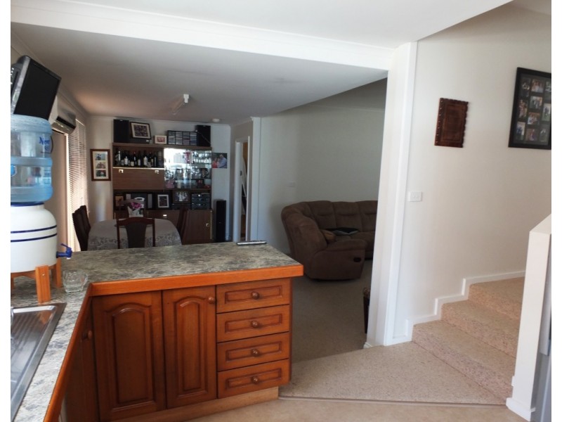 132 High Street, Avoca VIC 3467