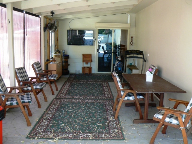 132 High Street, Avoca VIC 3467