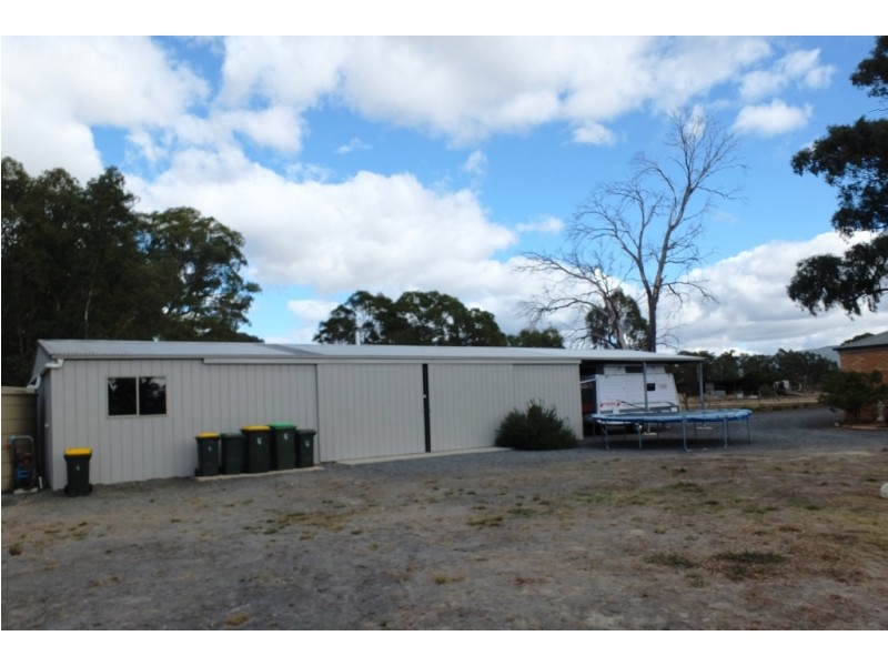 41-43 Templeton Street -enter Orme St, Avoca VIC 3467