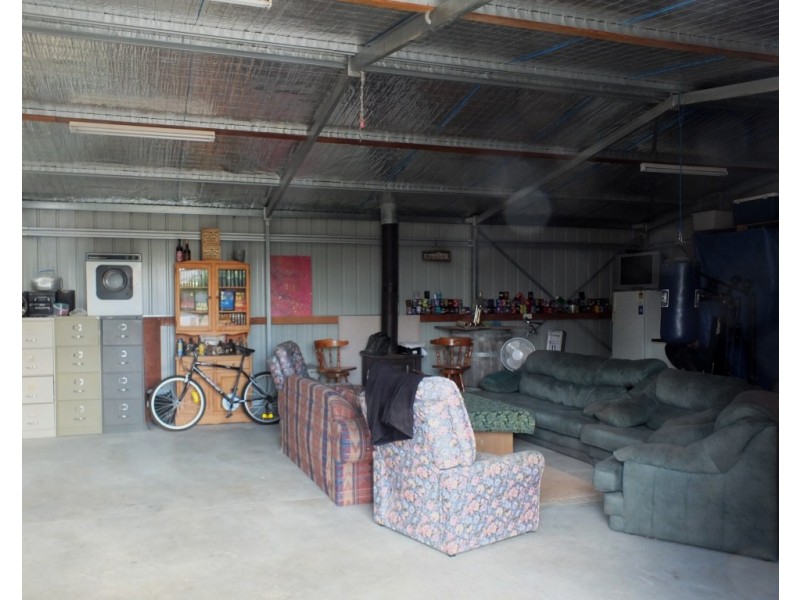 41-43 Templeton Street -enter Orme St, Avoca VIC 3467