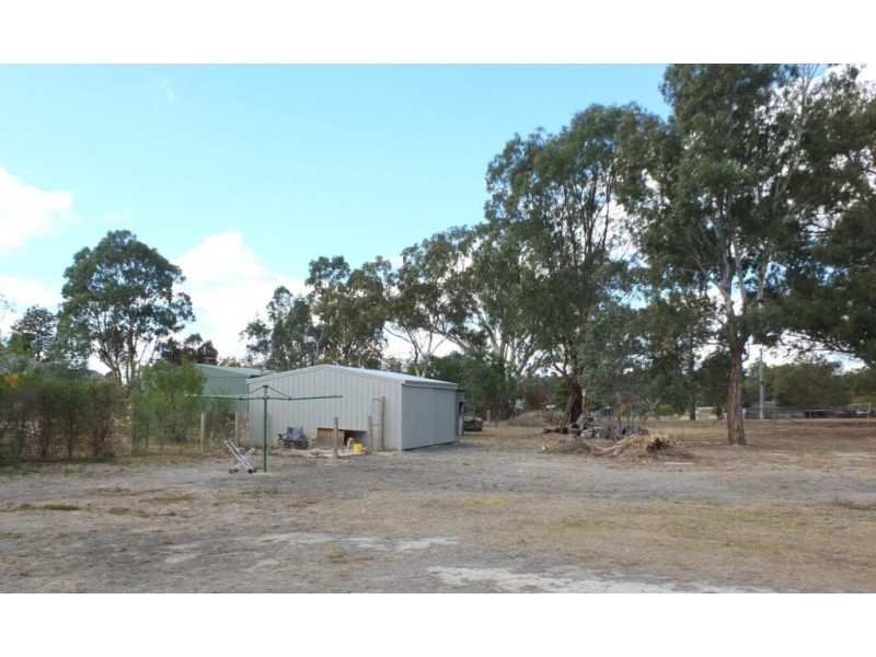 41-43 Templeton Street -enter Orme St, Avoca VIC 3467