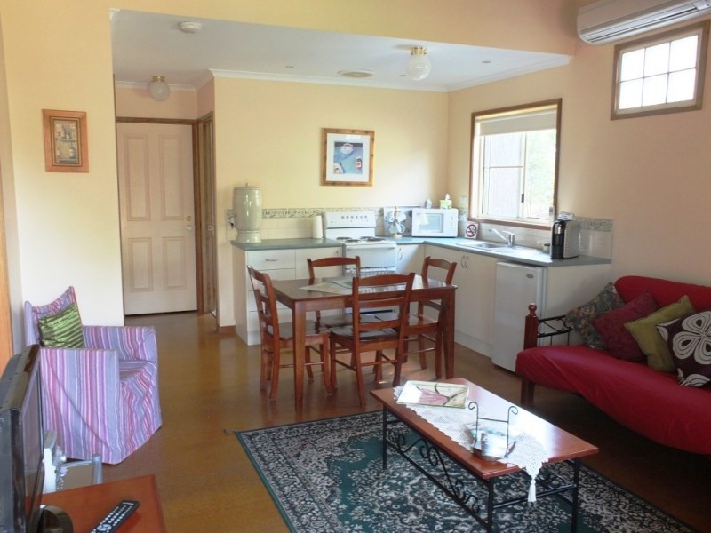 33 Napier Street, Avoca VIC 3467