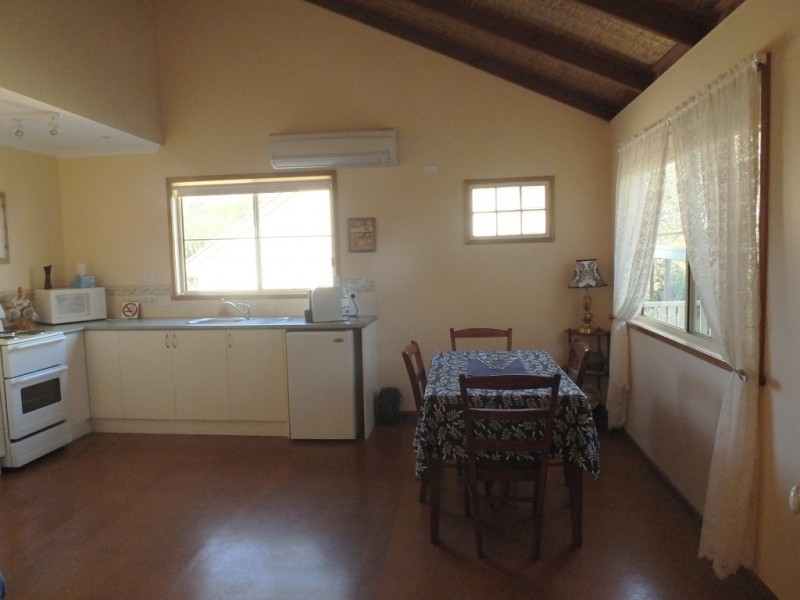 33 Napier Street, Avoca VIC 3467