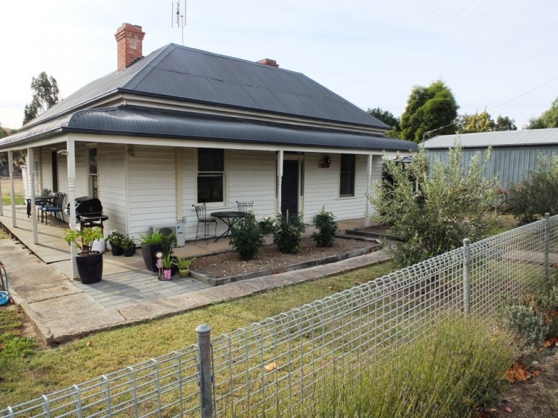 58 Bailey Street, Amphitheatre VIC 3468