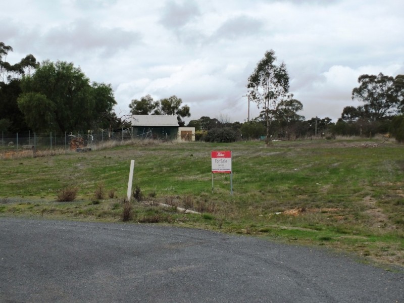 1 Hamer Court, Avoca VIC 3467