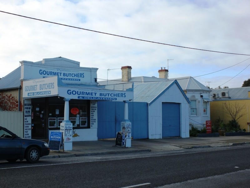 110 High Street, Avoca VIC 3467