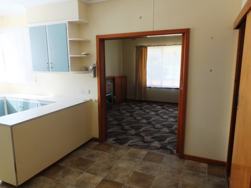 11 Templeton Street, Avoca VIC 3467