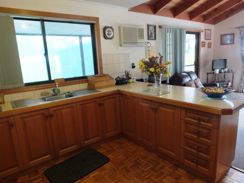 40 Meaghers Road, Moonambel VIC 3478