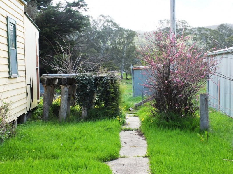 6119 Stawell-Avoca Road, Moonambel VIC 3478