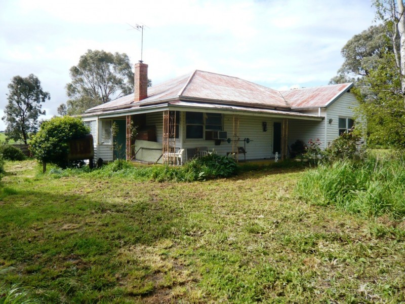 1628 Carngham-Streatham Rd, Mount Emu VIC 3351