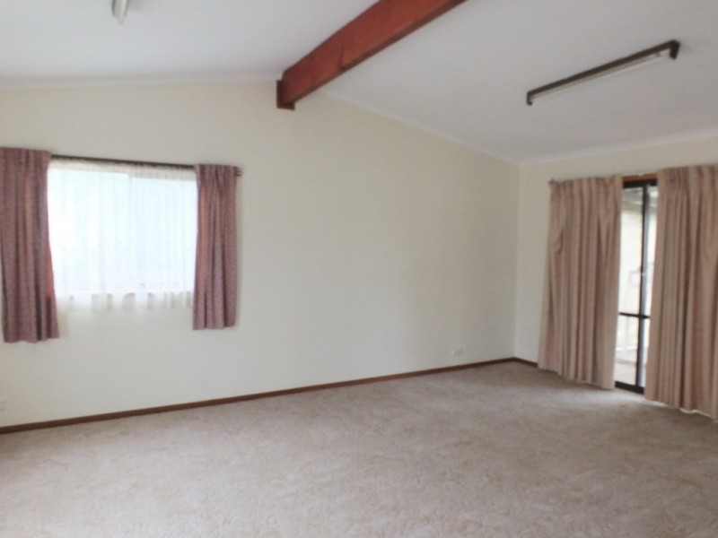 35 Faraday Street, Avoca VIC 3467