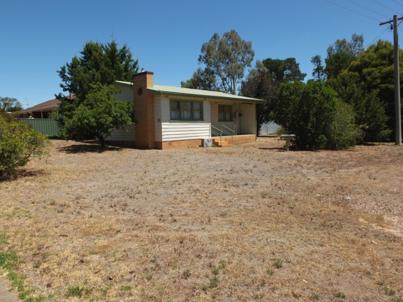 81 High Street, Avoca VIC 3467