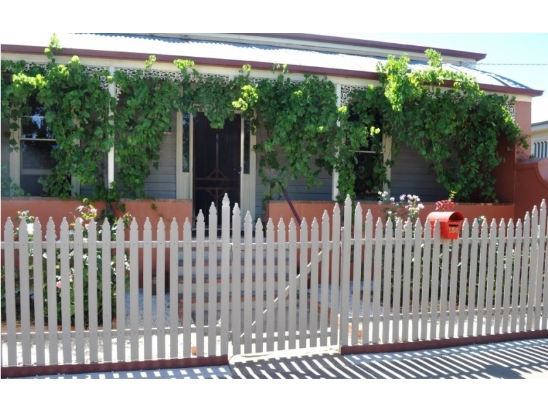 156 High Street, Avoca VIC 3467