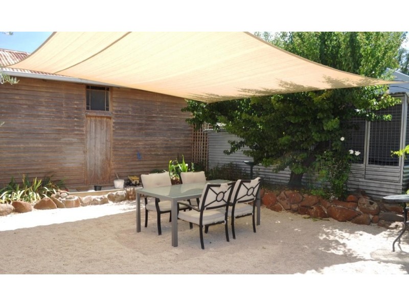 156 High Street, Avoca VIC 3467