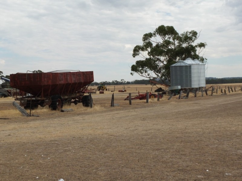 290-292 Woodward Road, Dunluce VIC 3472