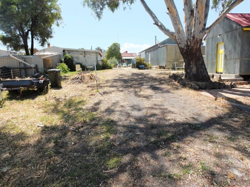 103 High St, Avoca VIC 3467