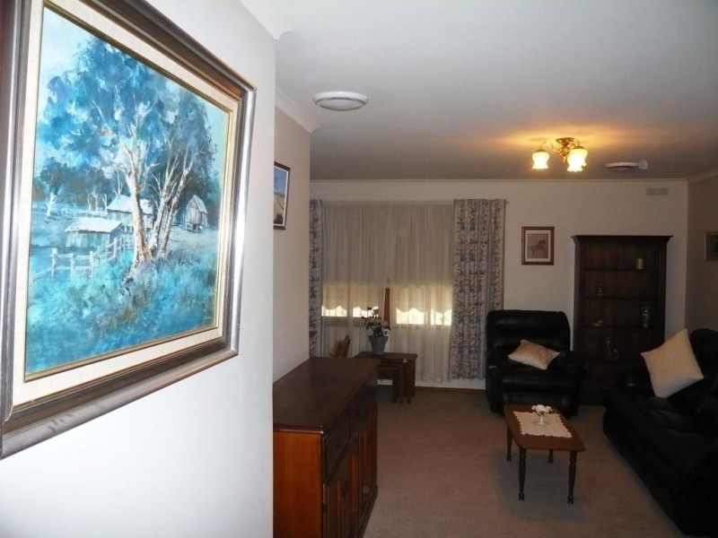 45 Powlett Street, Carisbrook VIC 3464