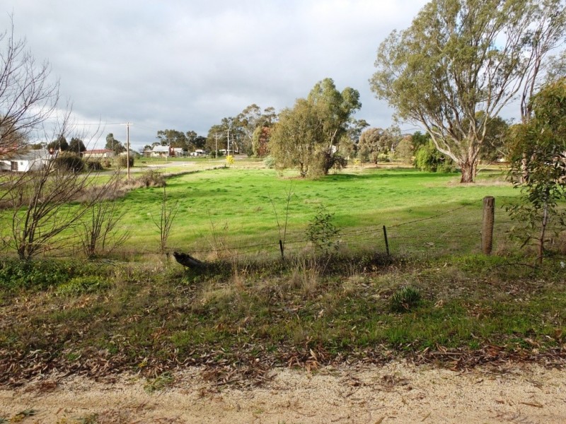 CA 9 High Street, Avoca VIC 3467