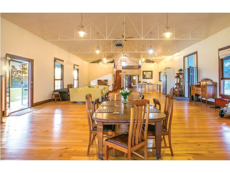 42 Townsing Road, Amphitheatre VIC 3468