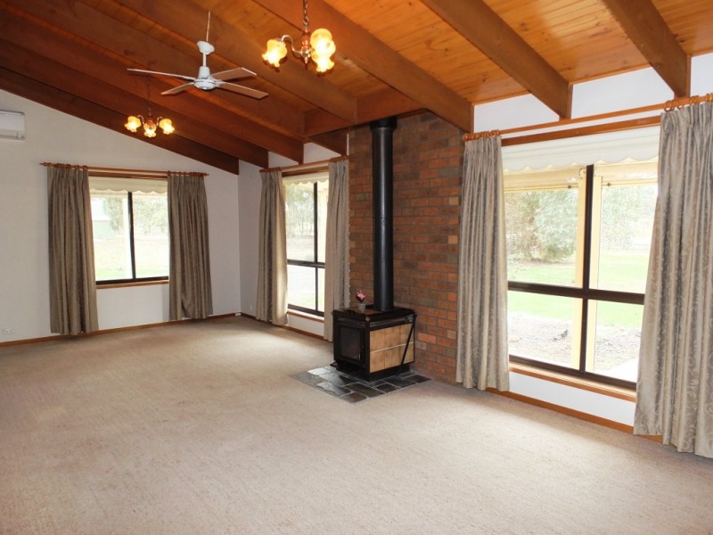 22 Separation Road, Dunolly VIC 3472