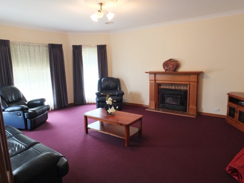 74 Rutherford Street, Avoca VIC 3467