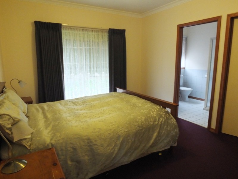 74 Rutherford Street, Avoca VIC 3467