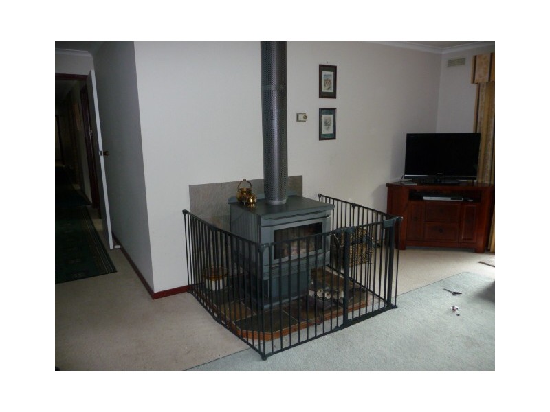 72 High Street, Beaufort VIC 3373