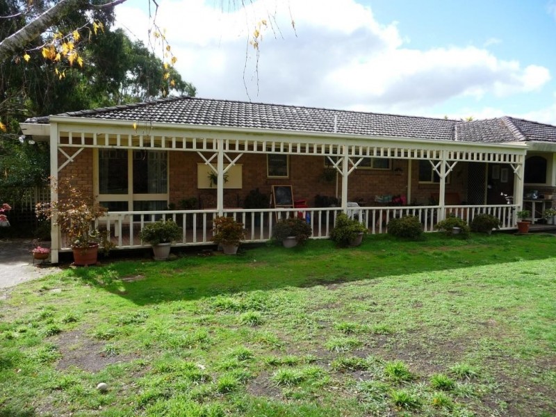 72 High Street, Beaufort VIC 3373