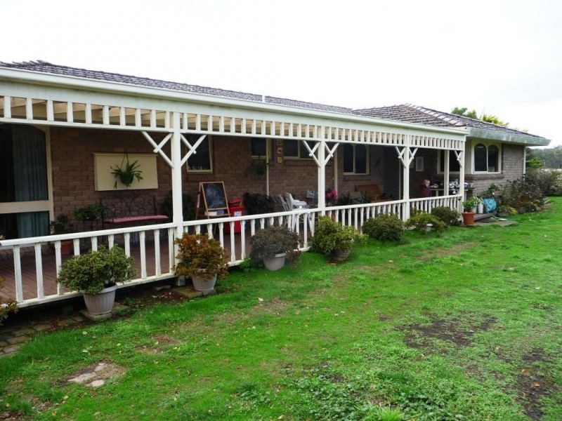 72 High Street, Beaufort VIC 3373