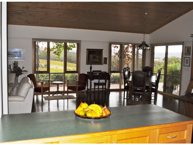 107 McAdams Lane, Moonambel VIC 3478