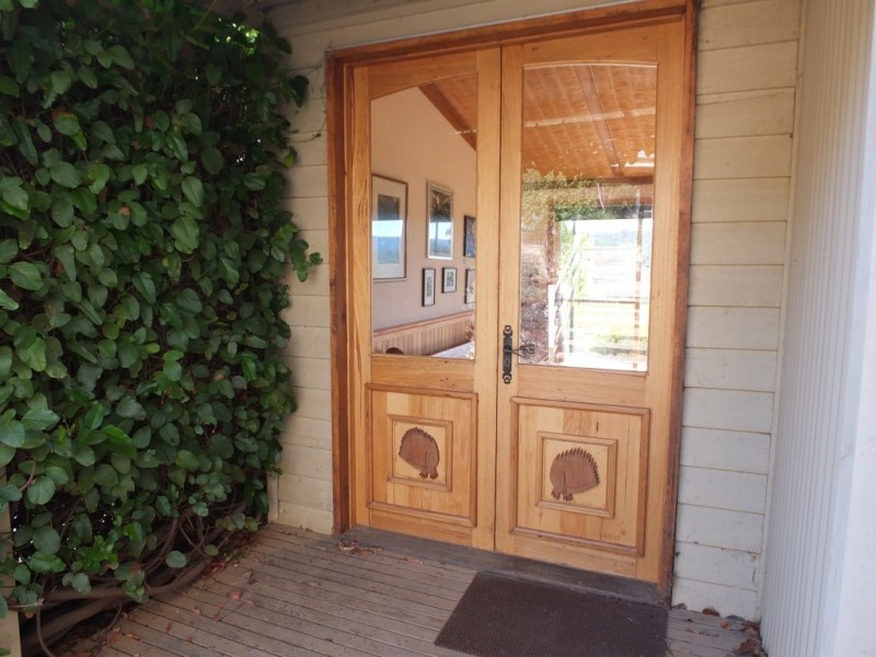 107 McAdams Lane, Moonambel VIC 3478