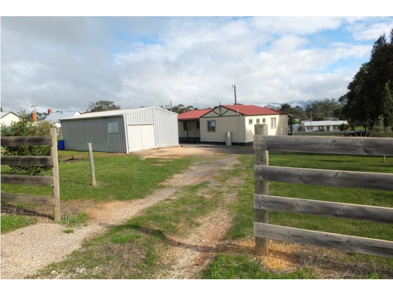 72-74 High Street, Avoca VIC 3467