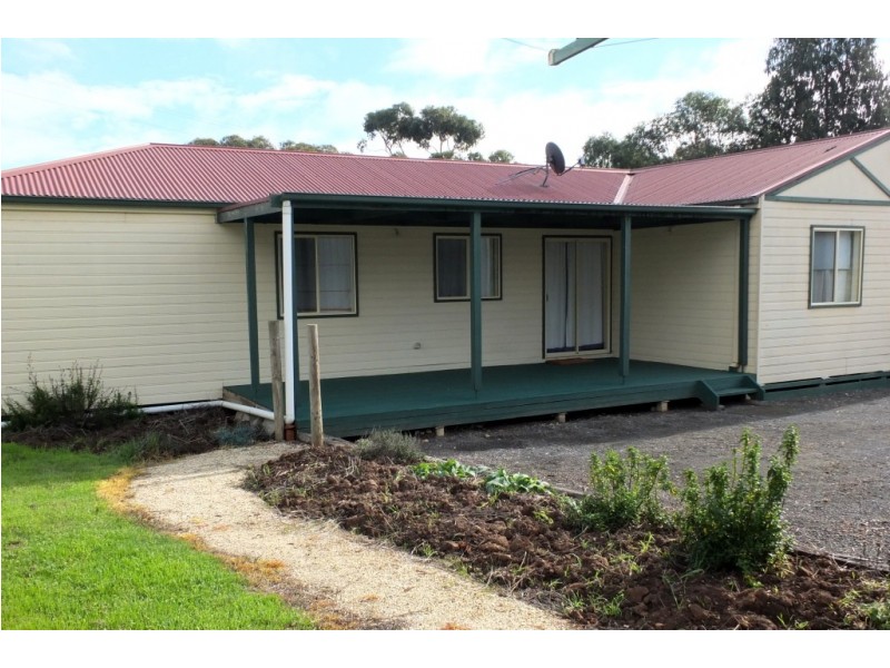 72-74 High Street, Avoca VIC 3467