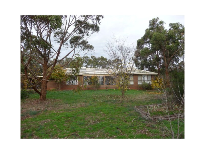 868 Davenport Road, Learmonth VIC 3352