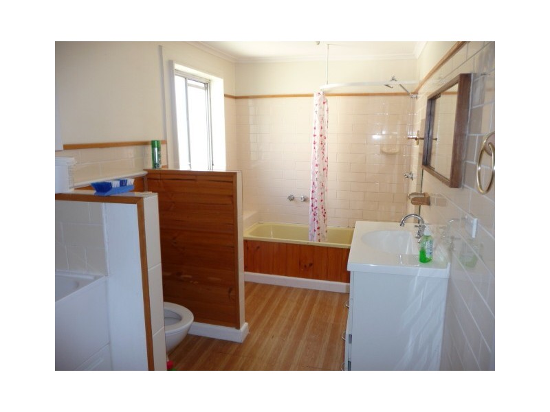 6 Windham Street, Raglan VIC 3373