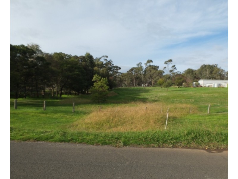 34 Boyce Street, Avoca VIC 3467