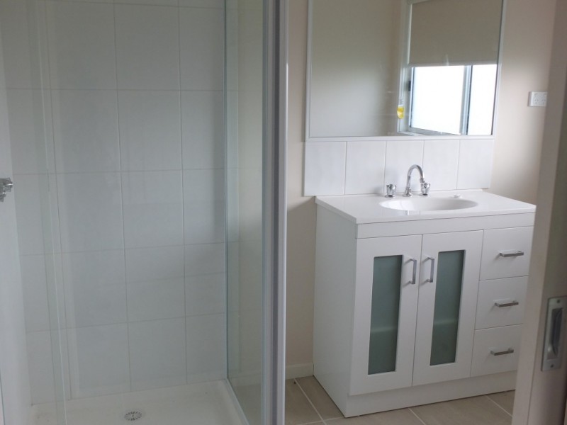 3 Hunter Street, Moonambel VIC 3478