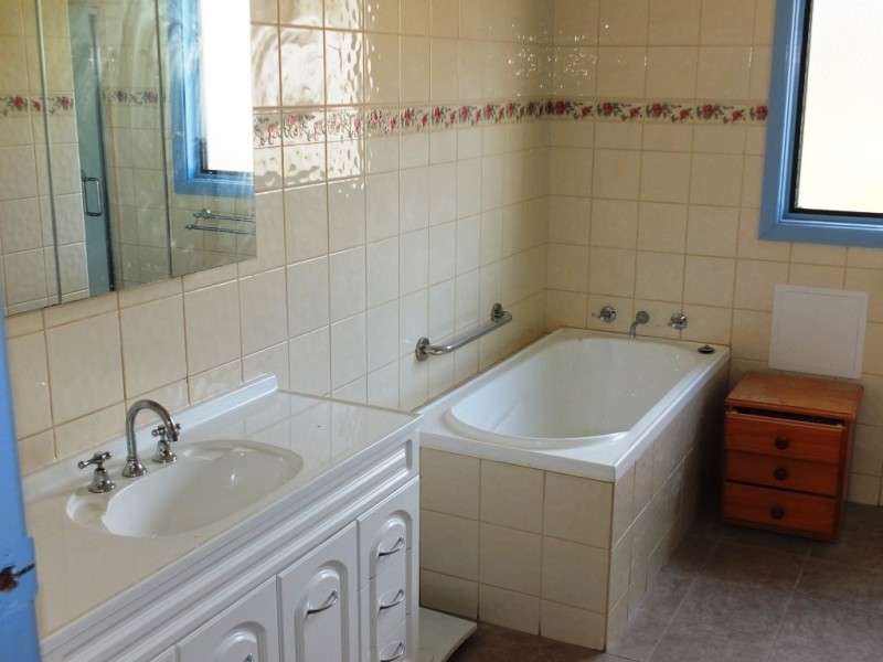 65 Bailey Street, Amphitheatre VIC 3468