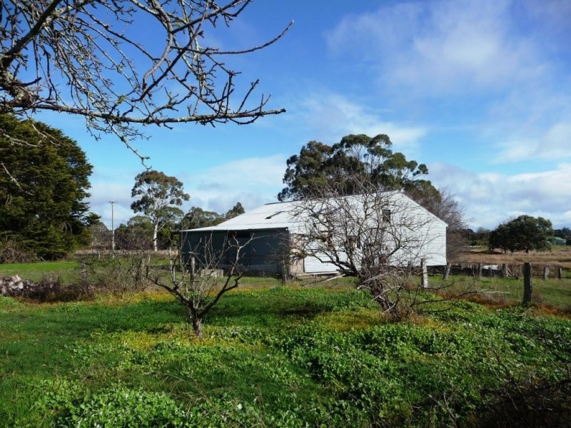 8 Dundas Street, Raglan VIC 3373