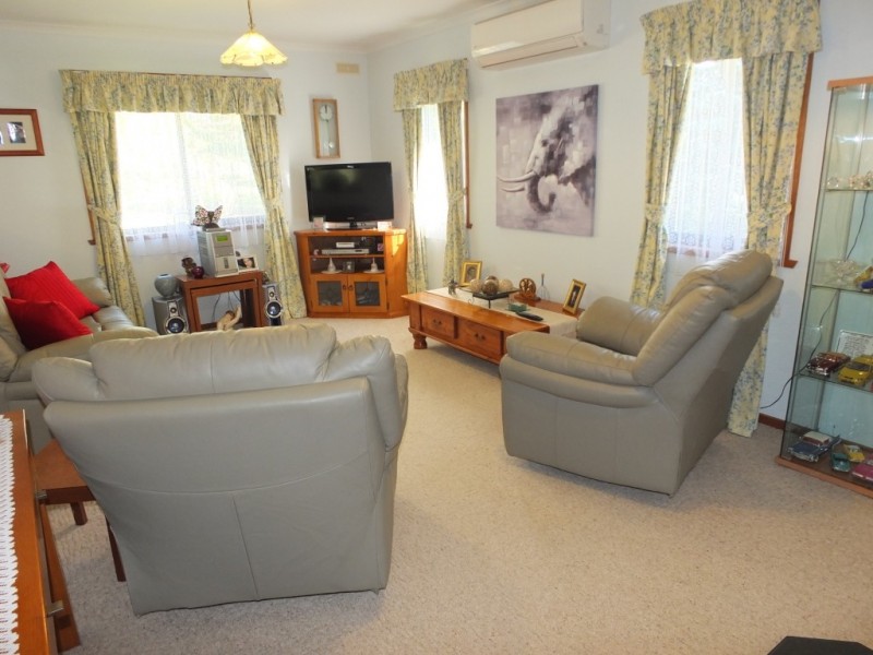 21 Green Street, Elmhurst VIC 3469