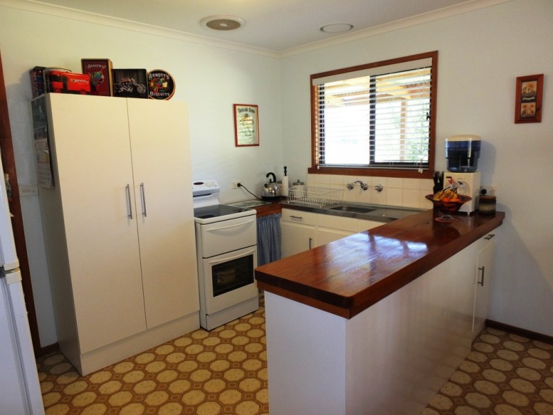 21 Green Street, Elmhurst VIC 3469